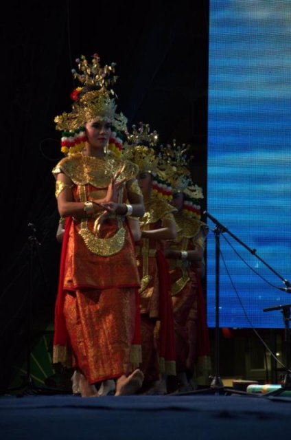 indonezani-u-sv-2013-01